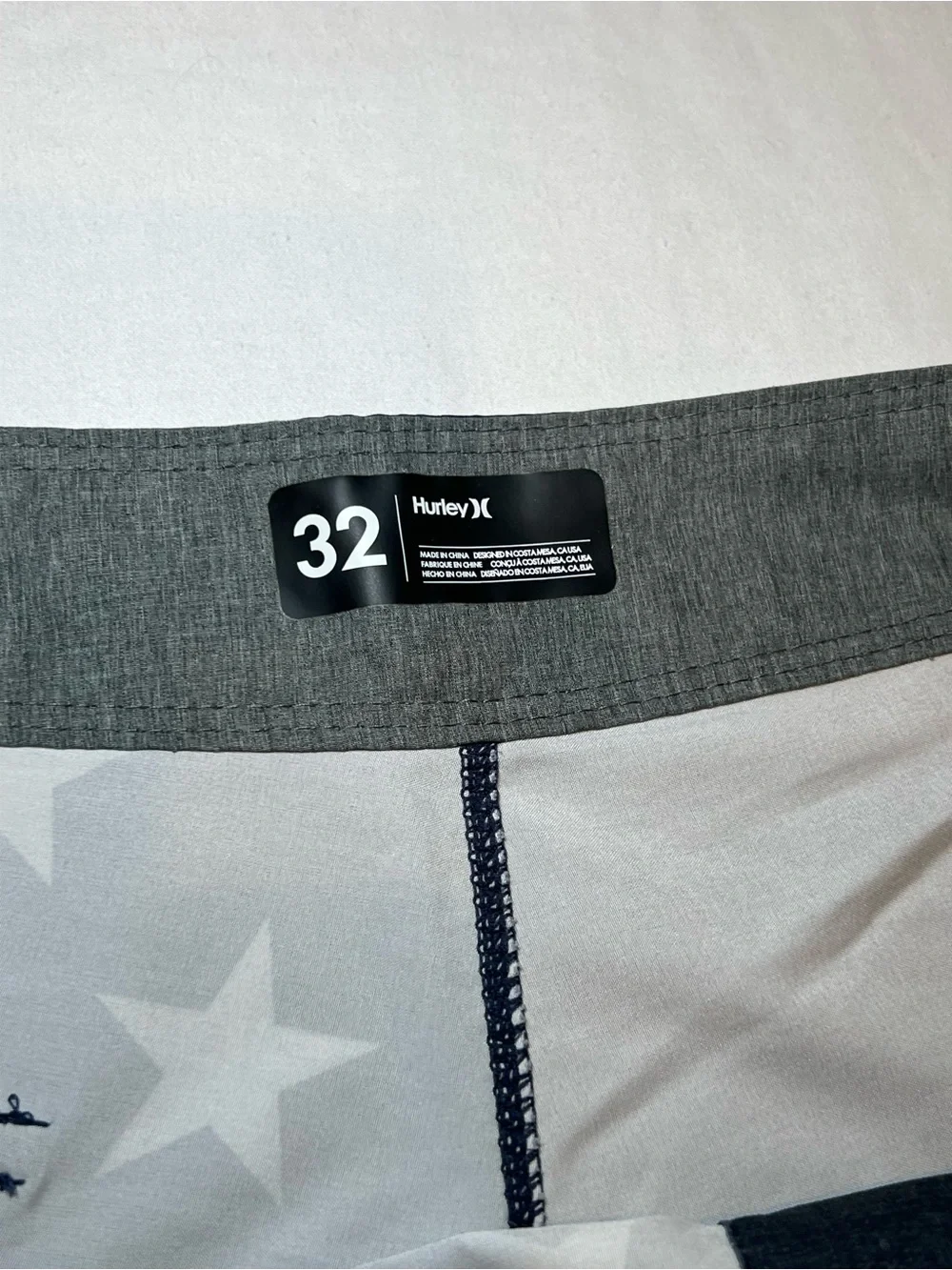 Hurley Phantom American Flag Boardshorts Men’s Size 32 Navy Blue Stars & Stripes